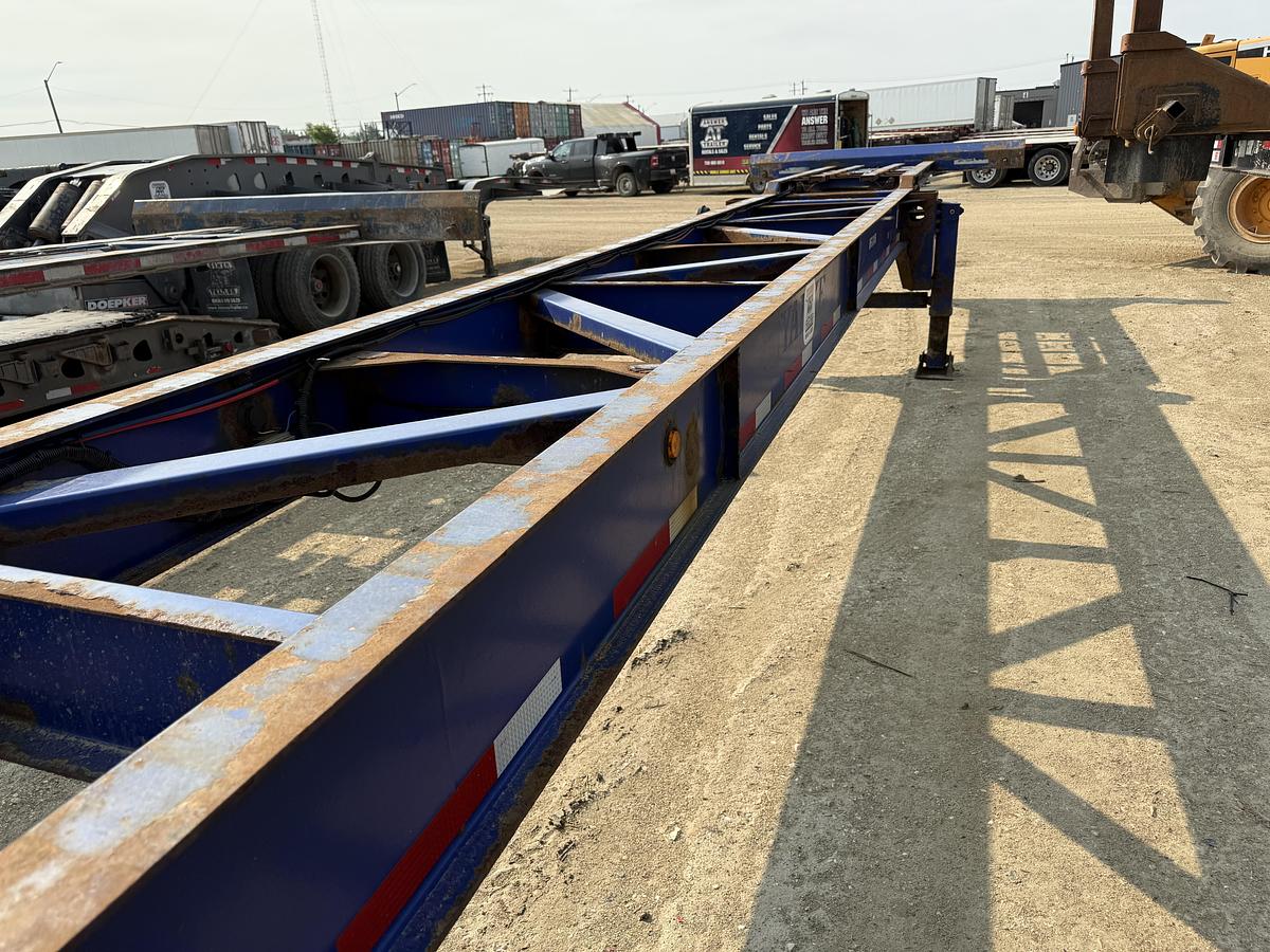 Used 2006 Hyundai 40' Tridem Container Chassis