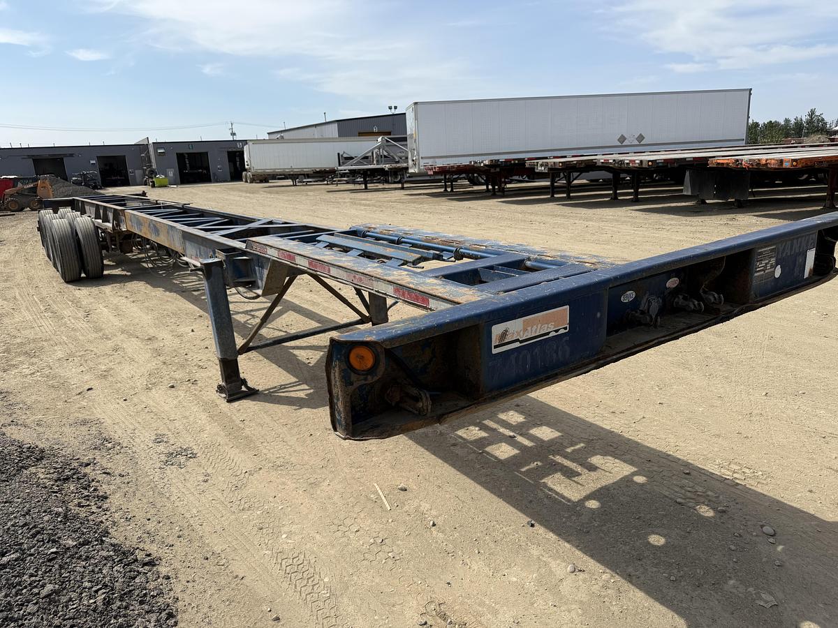 Used 2005 MAXAT 40' Tridem Extendable/Trombone Container Chassis