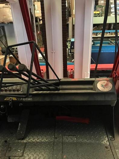 Usato CATERPILLAR   V25O