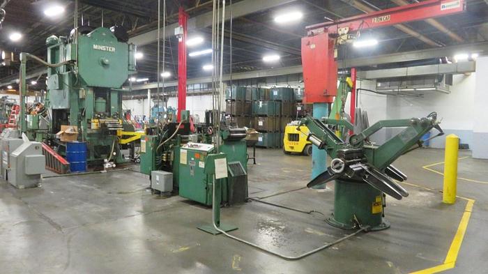Used 300 ton Minster 72x42