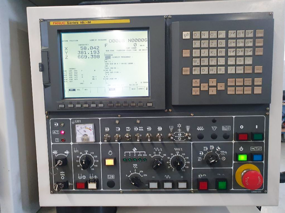 Used Daewoo ACE V400 - Vertical Machining Center - 2002