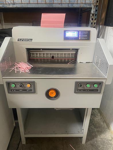 Used 520H V8.3 LCD Cutter