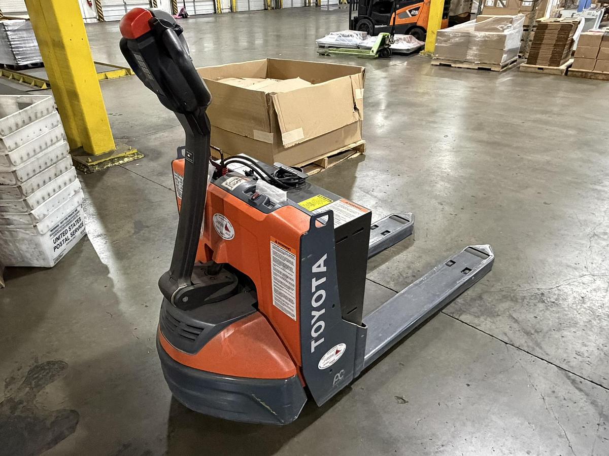 Used Toyota BW23S-7 Electric Walkie Pallet Jack / Powered Pallet Truck (24V, 4,500 lb)