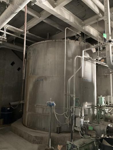 Used Columbian TecTank 9855 gallon vertical stainless steel mix tank