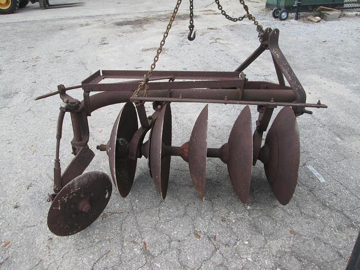 Used Ford 10-290 Disc Plow-Shoulder Plow
