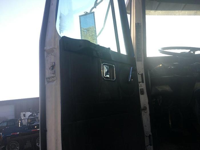 Used 1995 Volvo WCA64T