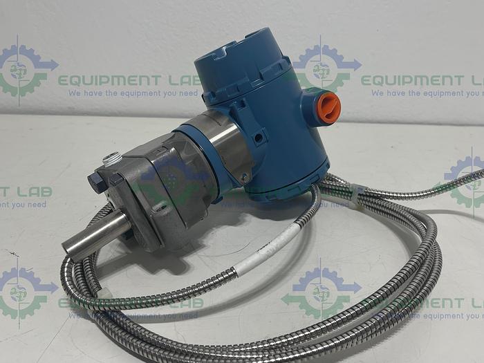 Rosemount  3051 Pressure Transmitter w/ DP0001-1560  Flange, Stainless Steel Cord