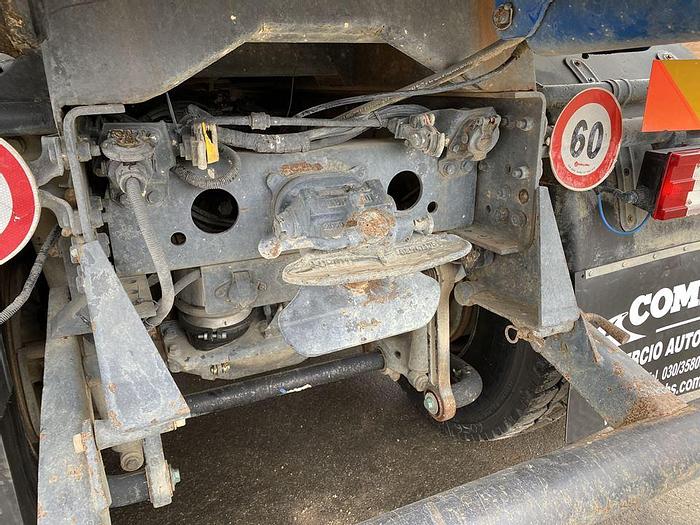 Usato 2001 MERCEDES ACTROS 4143