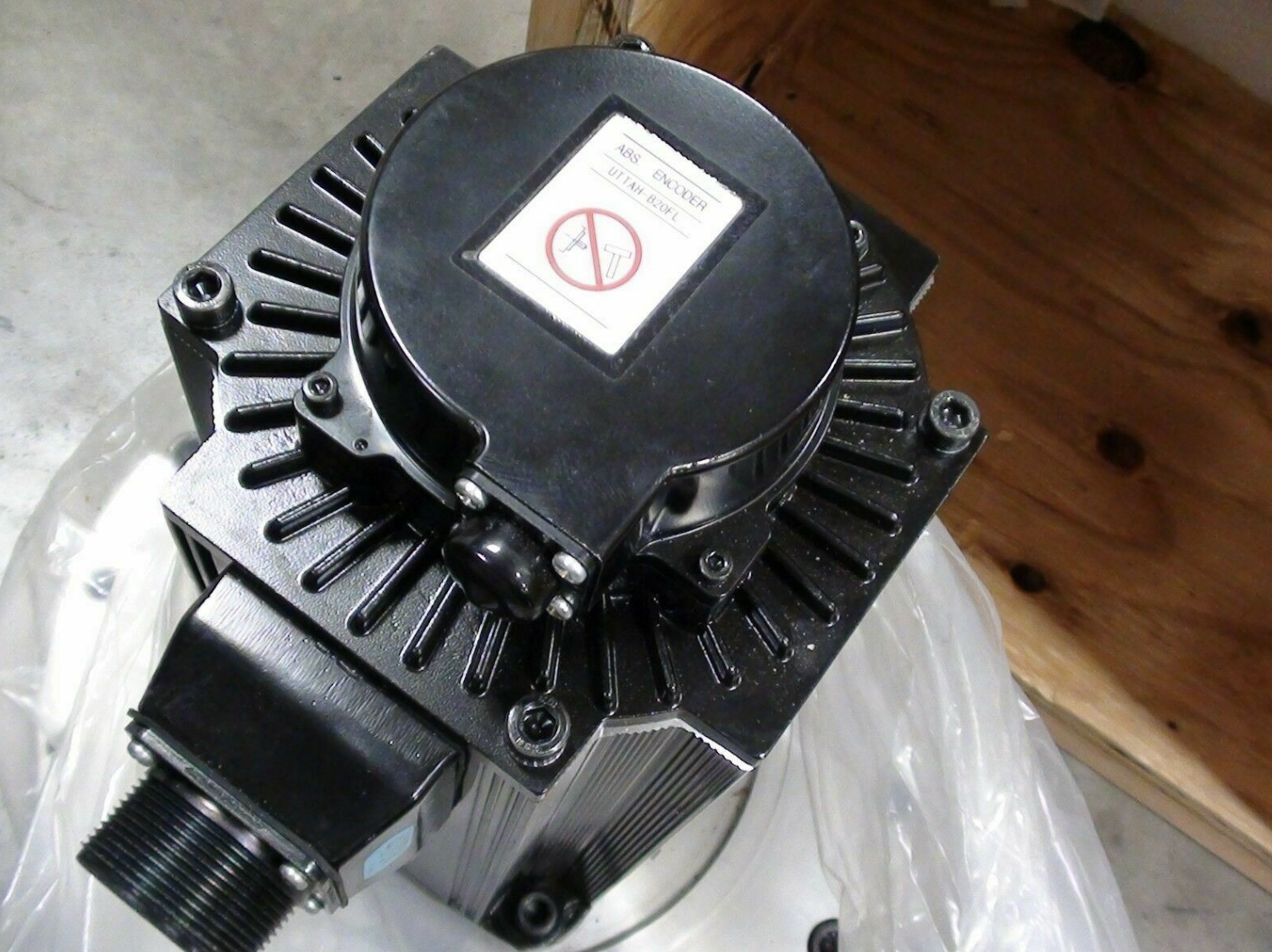 Used YASKAWA HARMONIC DRIVE AC SERVO MOTOR SGMSV-50DPA-YA11 5KW CNC 7333795160 SPA-90