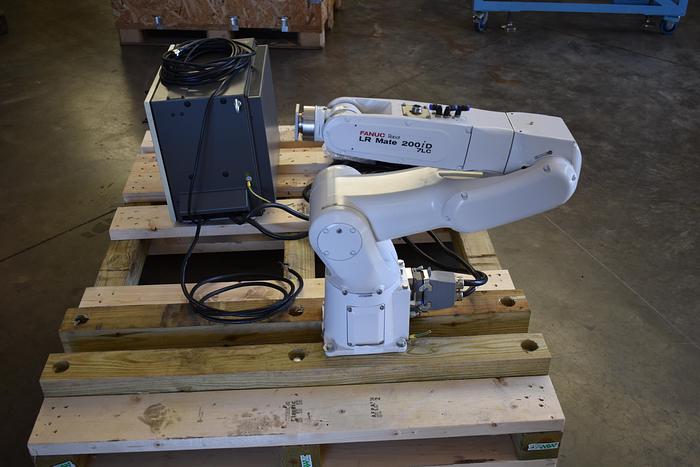 Refurbished FANUC LR Mate 200id/7LC Cleanroom/Food Grade Industrial Robot - 2016