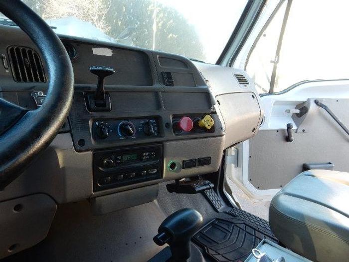 Used 2002 Sterling LT-9500