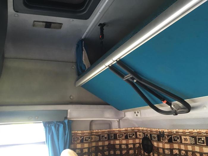 Used 2002 DAF 85 CF 380 MANUAL EURO 3