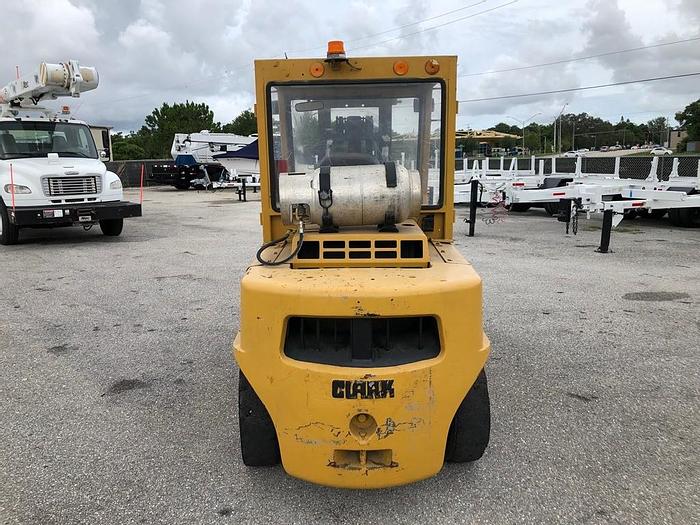 Used Clark C500-Y100 Forklift - 04475