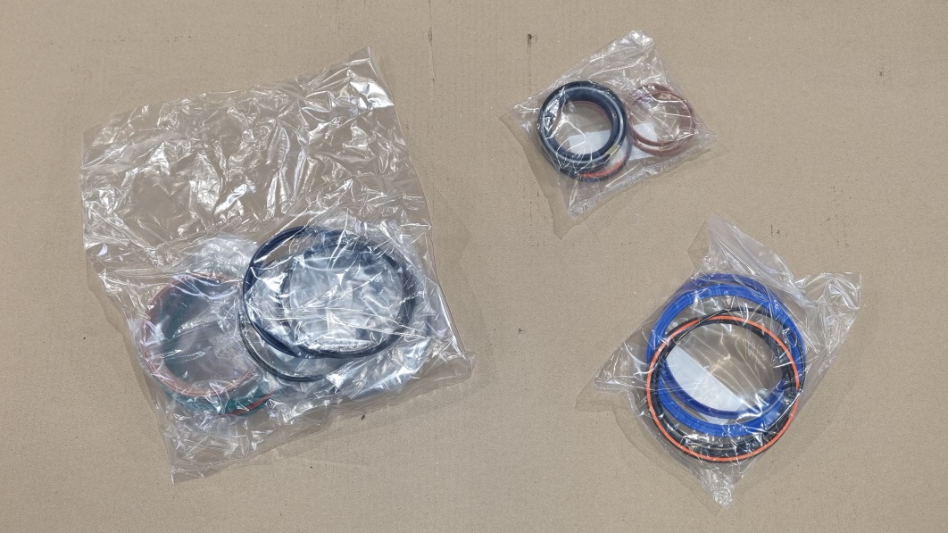 Refurbished Ballenpresse Avermann, Typ AVOS 1410M, Presskraft 70 t