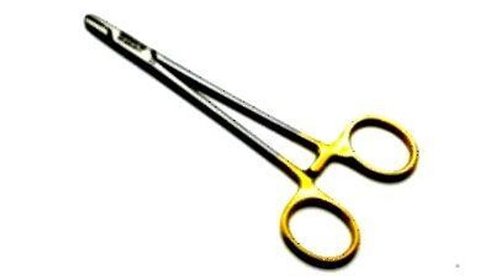 Used Holder Suture Needle and Wire Twister Tungsten Carbide Square 150mm AESCULAP BS04502C