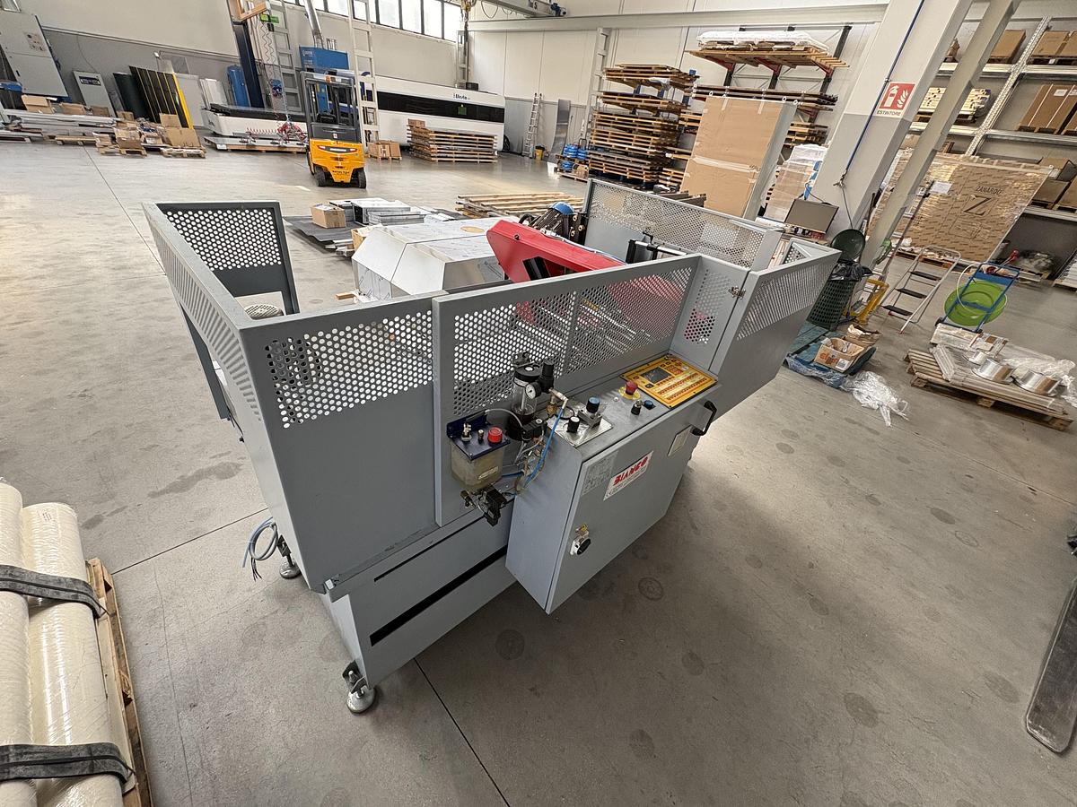 Usato SEGATRICE A NASTRO BIANCO AUTOMATICA
