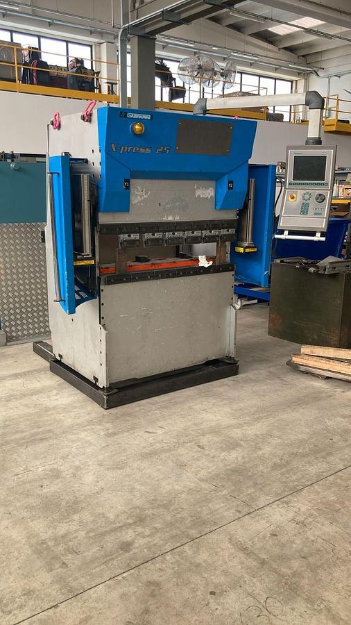 Usato PIEGATRICE GASPARINI XPRESS 25