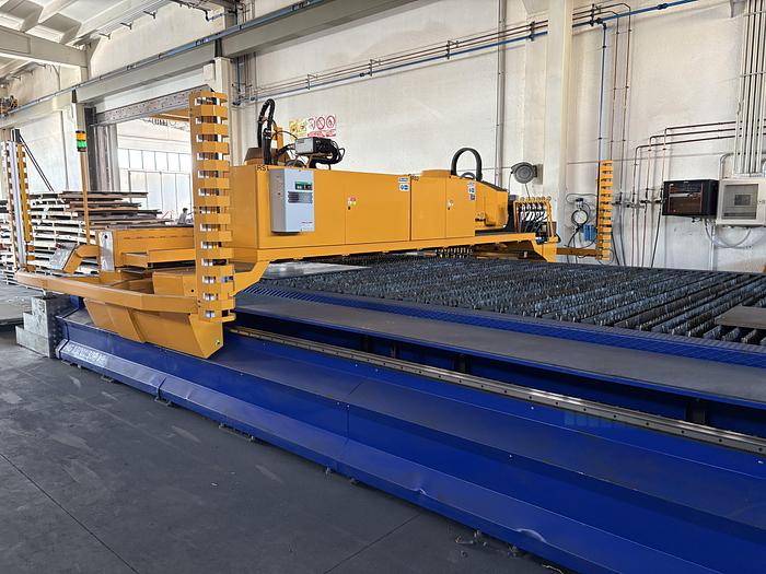 Usato IMPIANTO DI TAGLIO E FORATURA