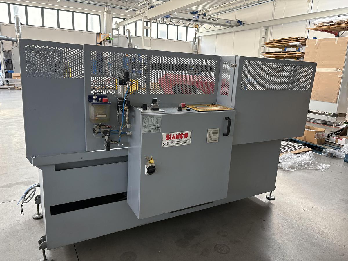 Usato SEGATRICE A NASTRO BIANCO AUTOMATICA