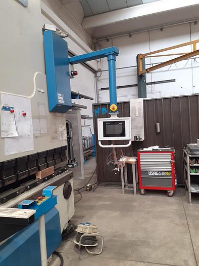 Usato PRESSA PIEGATRICE SINCRONIZZATA FARINA