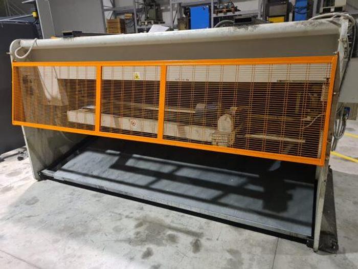 Usato CESOIA OLEODINAMICA SALA