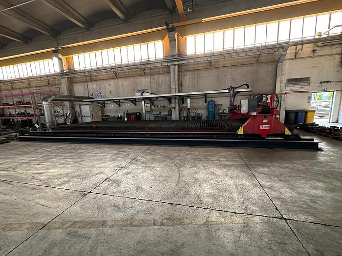 Usato IMPIANTO DI TAGLIO COMBINATO PLASMA E OSSITAGLIO KOIKE