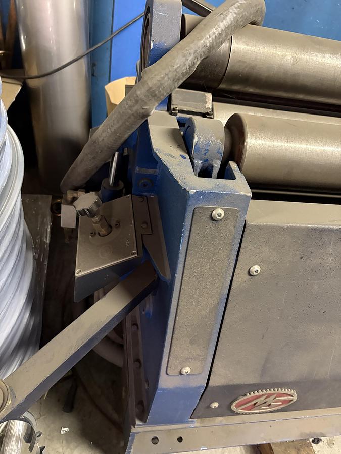 Usato CALANDRA A CONTROLLO NUMERICO