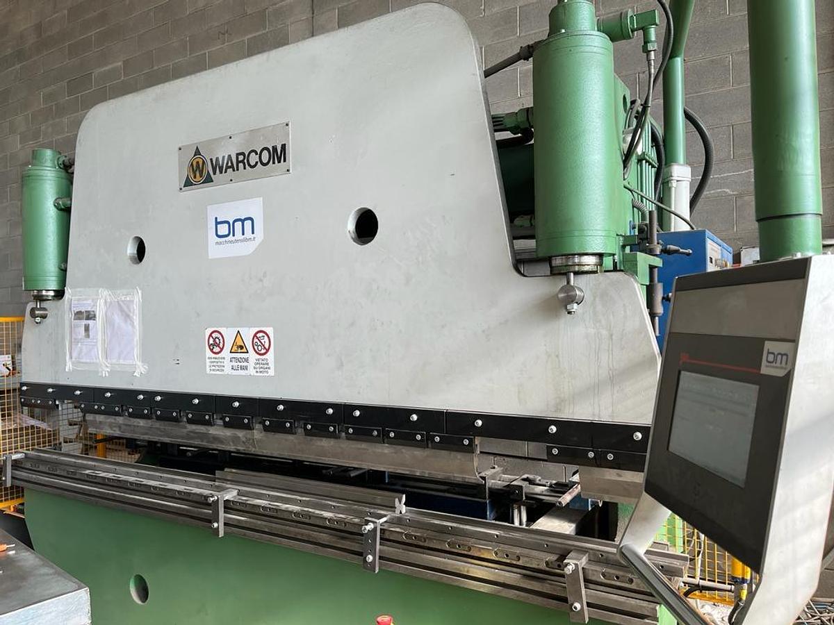 Usato PRESSA PIEGATRICE WARCOM