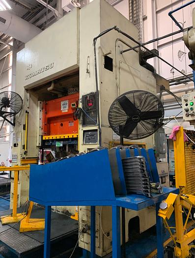 Used 330 ton Komatsu 72"x42" Used Stamping Press