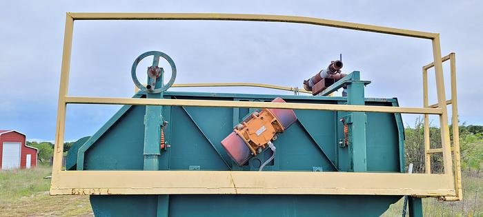 Used Republic Centrifuge Shale Shaker (3 Panel)