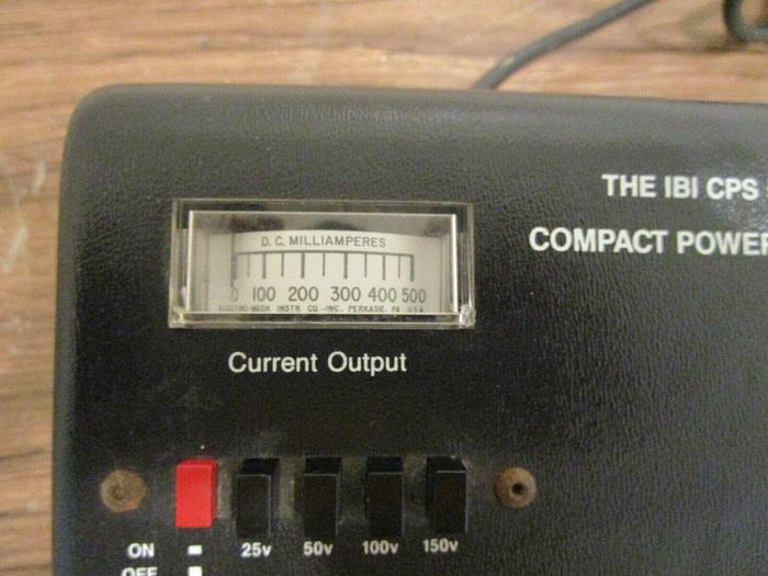 Used THE IBI CPS 500 COMPACT POWER SUPPLY MODEL 92100