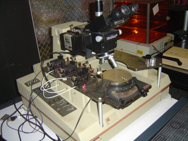 Used Electroglas 690 Prober