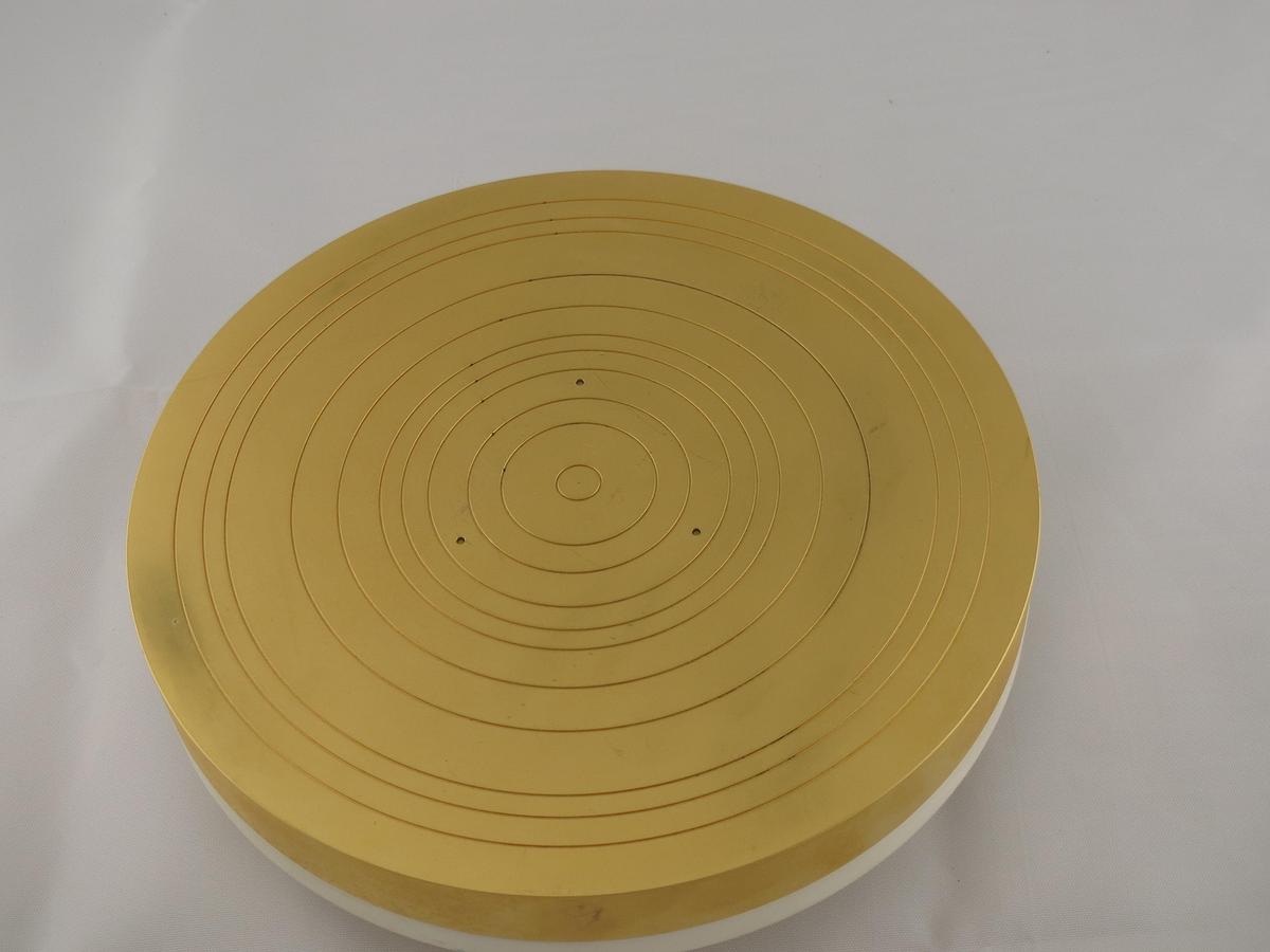 Used P8 Ambient Chuck, Gold With 3 pin Riser