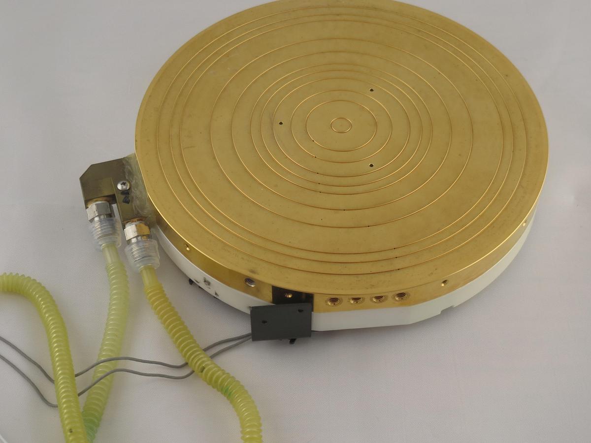 Used P8XL Ambient Chuck, Gold Without 3 Pin Riser
