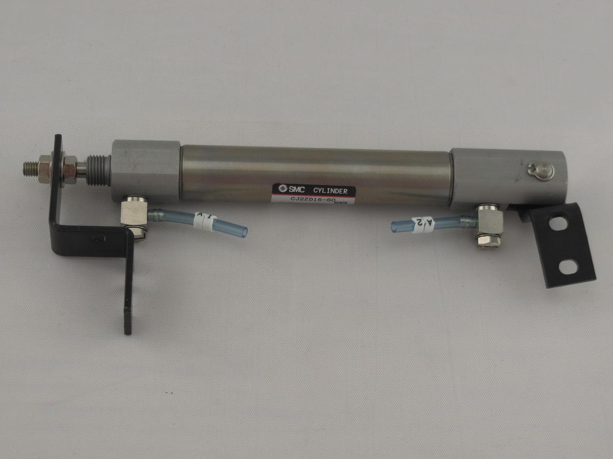 Used Air Cylinder... CJ2ZD16-60   024-011428-1
