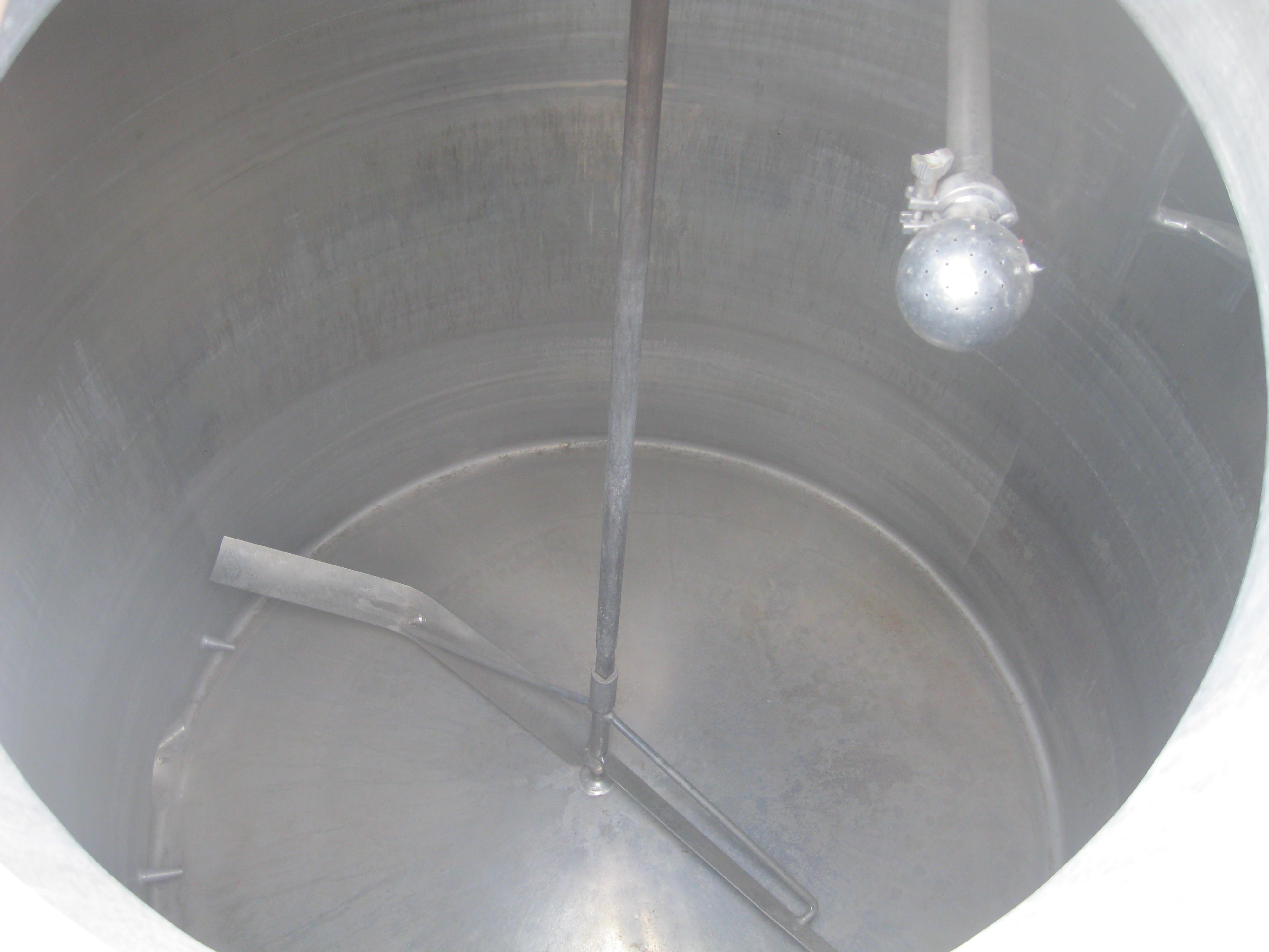 Usado 2000 GALLON PROCESSOR TANK. CHESTER-JENSEN SERIAL CJ6201DS