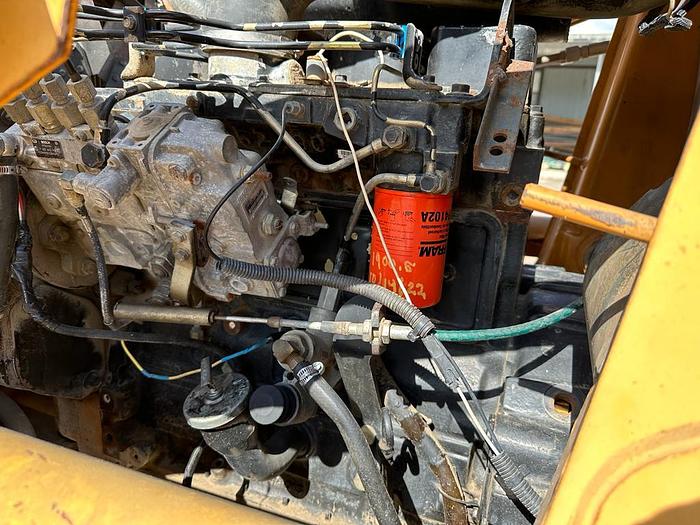 Used 2001 CASE 570LXT BOX BLADE TRACTOR