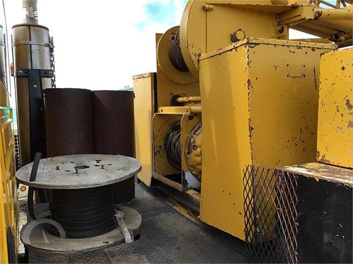 Used 2005 Smeal 10T Pump Hoist Rig