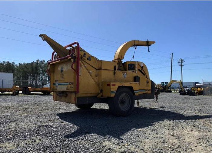 Used 2004 Vermeer BC1400XL Winch Brush Chipper