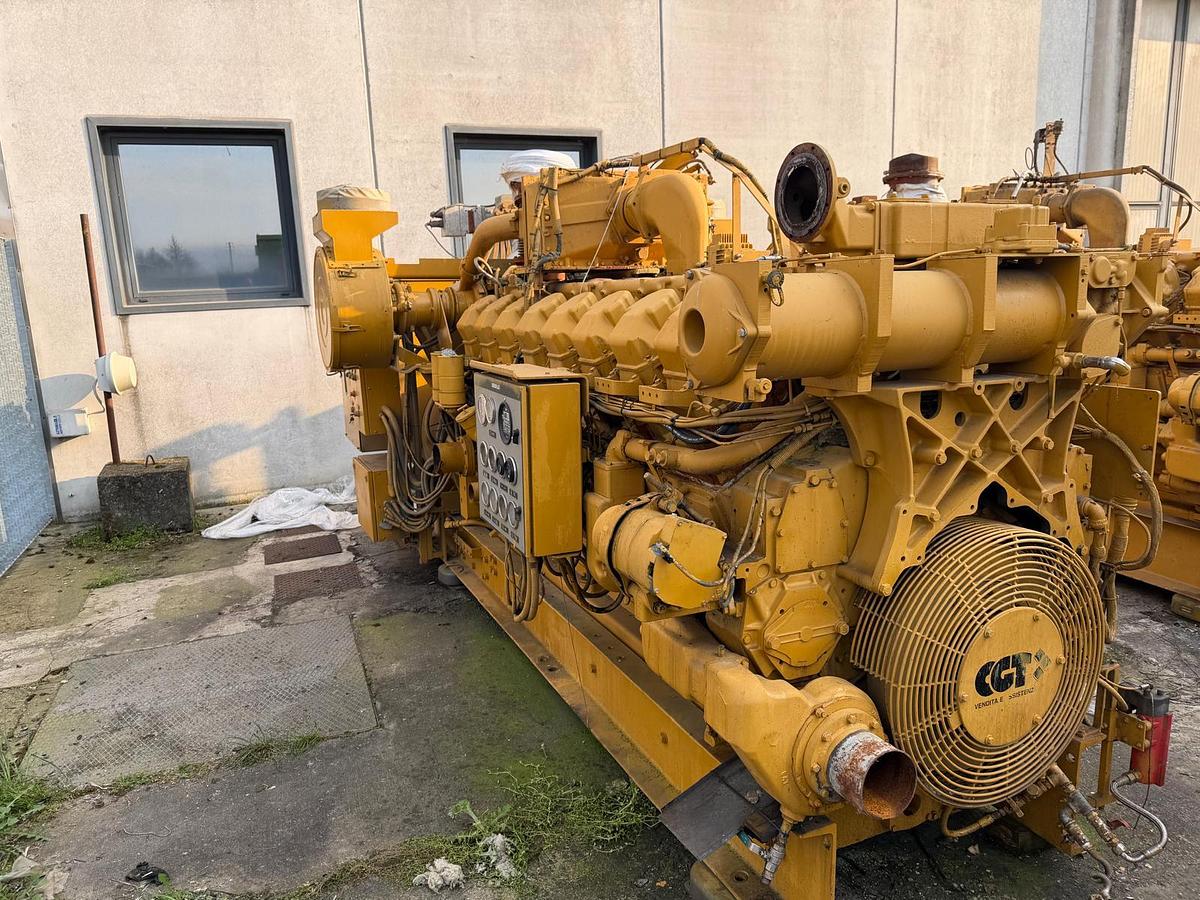 Used 2001 Caterpillar G3516A 1 MW Output Gas Generating Set