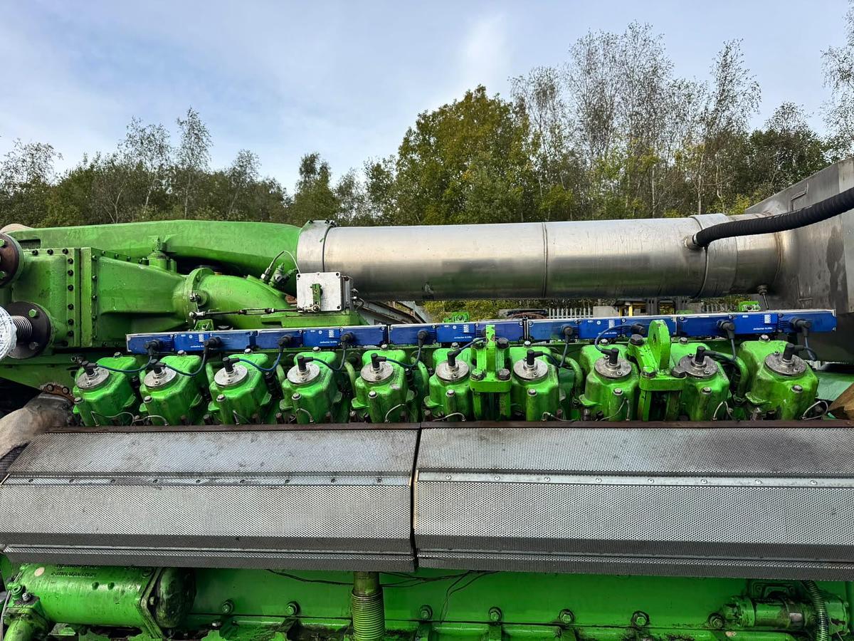 Used 2006 Jenbacher Jenbacher JMS420GS- N. L 1415 kW Natural Gas Generating Set