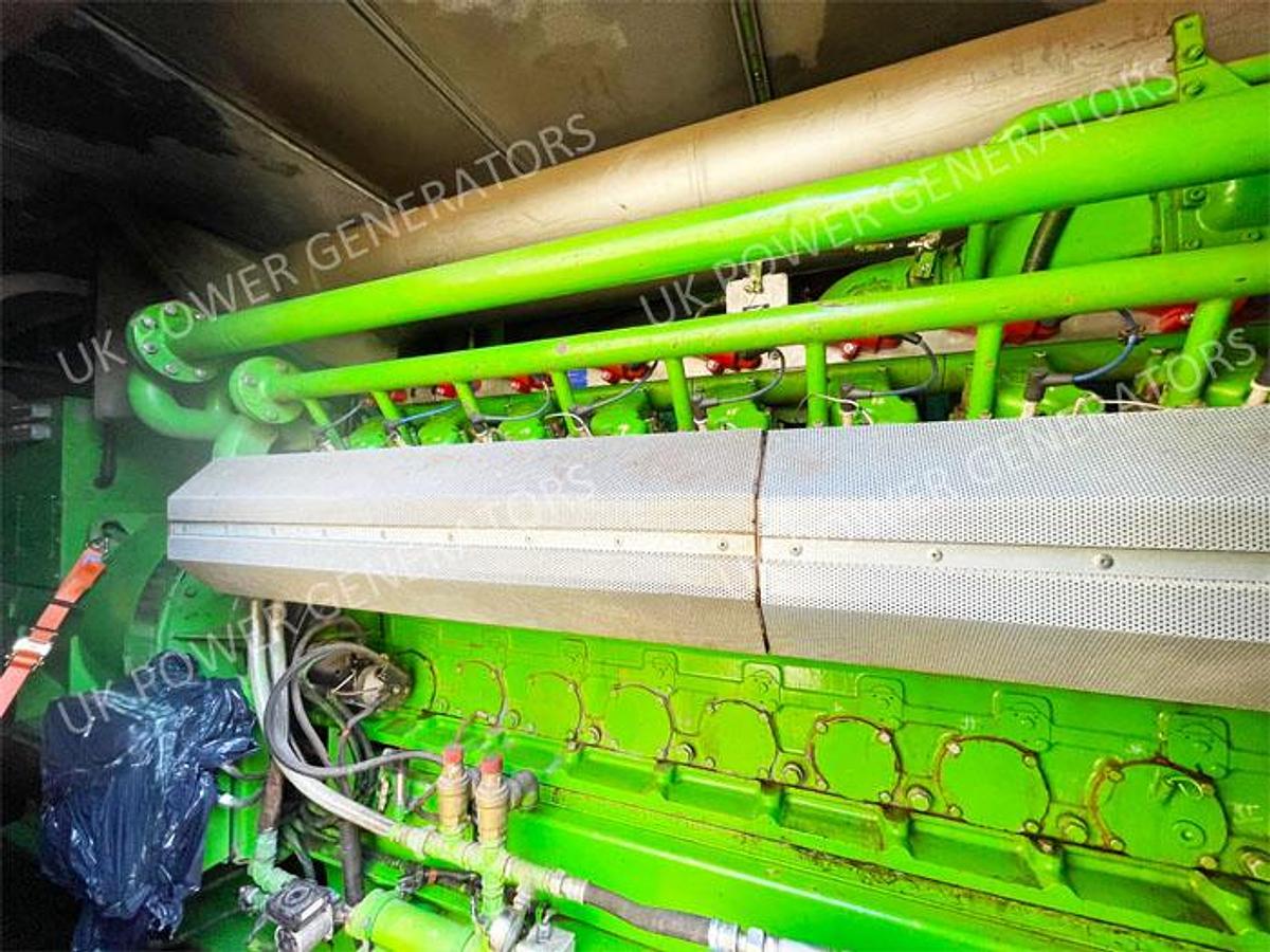 Used 2006 Jenbacher 320 Containerized set