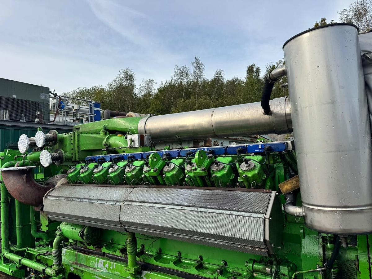 Used 2006 Jenbacher Jenbacher JMS420GS- N. L 1415 kW Natural Gas Generating Set