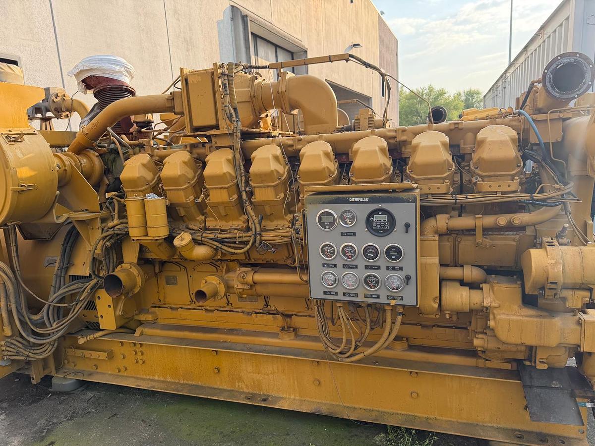 Used 2001 Caterpillar G3516A 1 MW Output Gas Generating Set