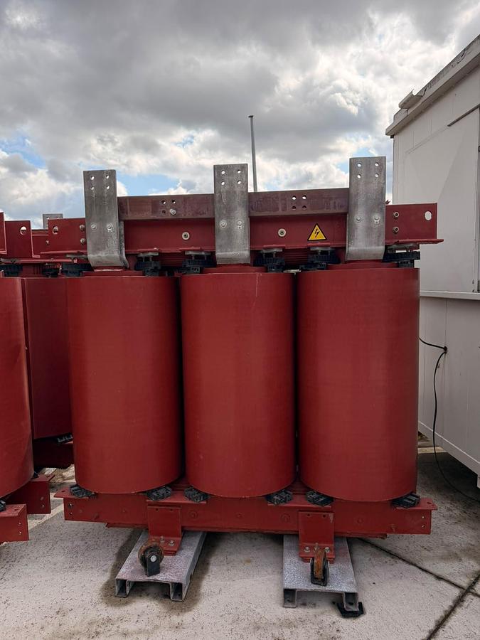 Used 1996 France Transfo TRIHAL 2.5 / 3.5 MVA Cast Resin Transformer 11–15 kV / 433 V