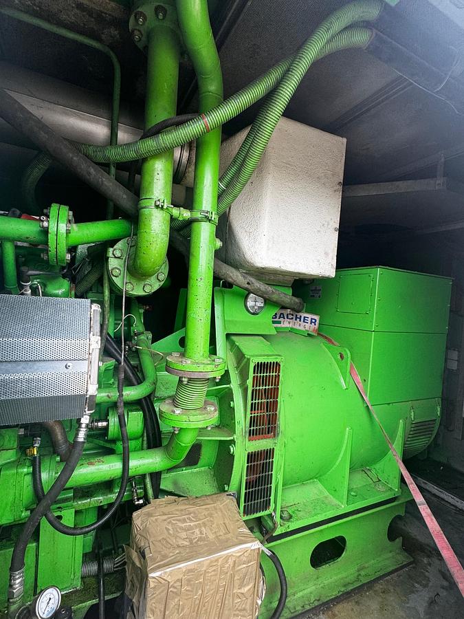 Used 1999 GE - Jenbacher 320 Containerized Genset - 1095kW