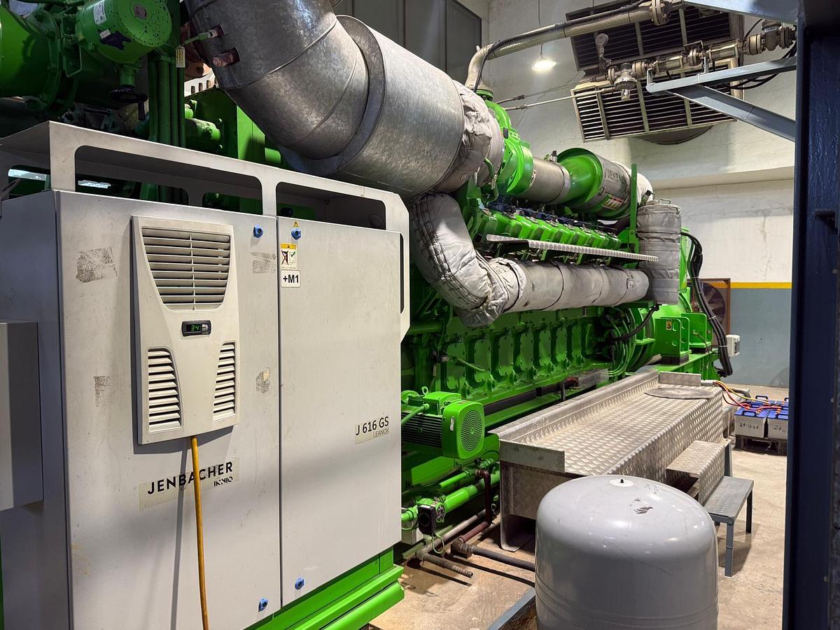 Used 2022 Jenbacher INNO 2 x J616 GS-J101 Natural Gas Generating Set 2.7MW Very Low Hours