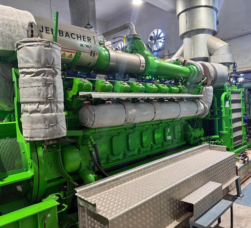 Used 2022 Jenbacher INNO 2 x J616 GS-J101 Natural Gas Generating Set 2.7MW Very Low Hours