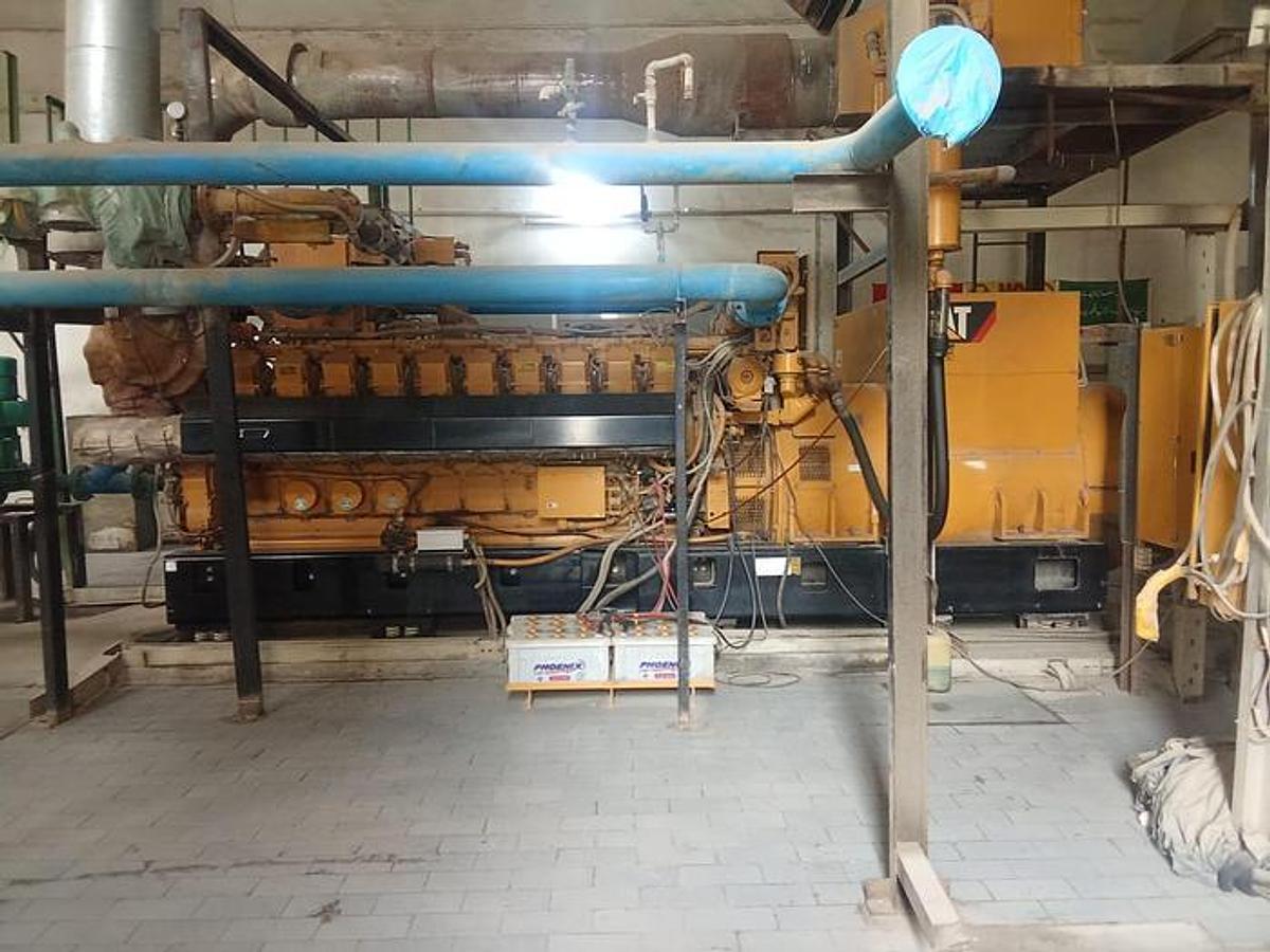 Used 2013 Caterpillar G3520E Gas Generator 2MW