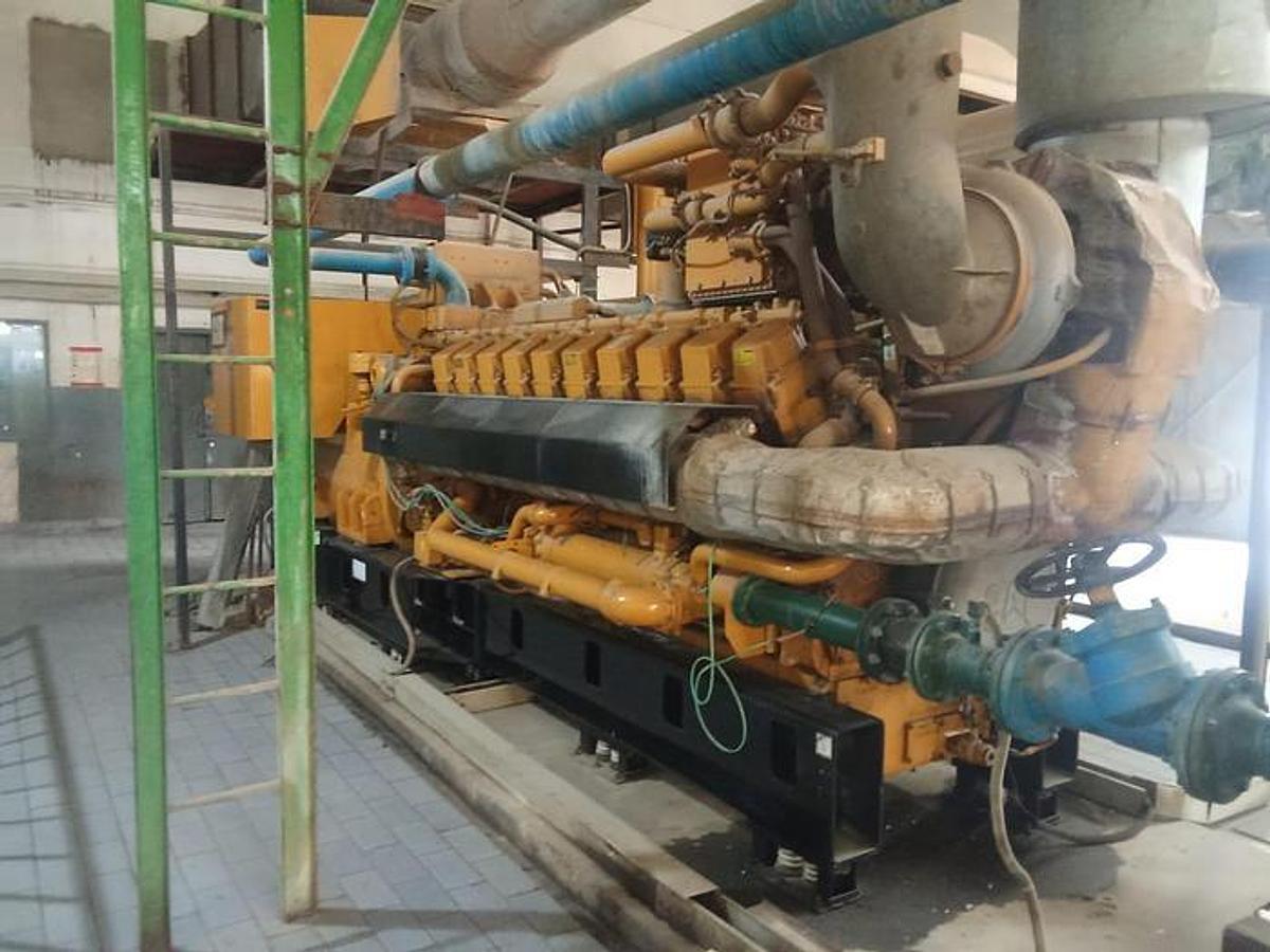 Used 2013 Caterpillar G3520E Gas Generator 2MW